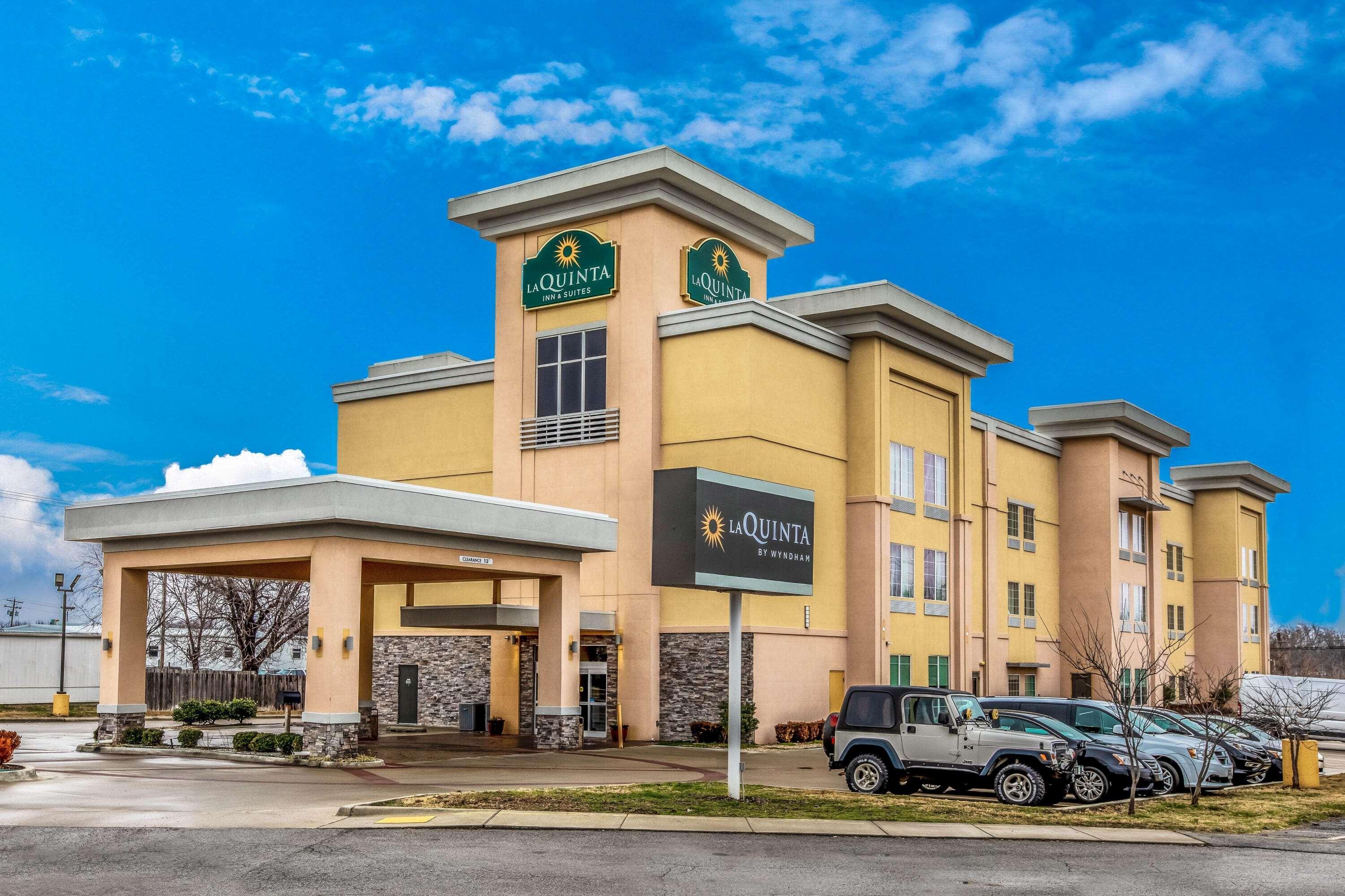 La Quinta By Wyndham Claremore Exterior foto